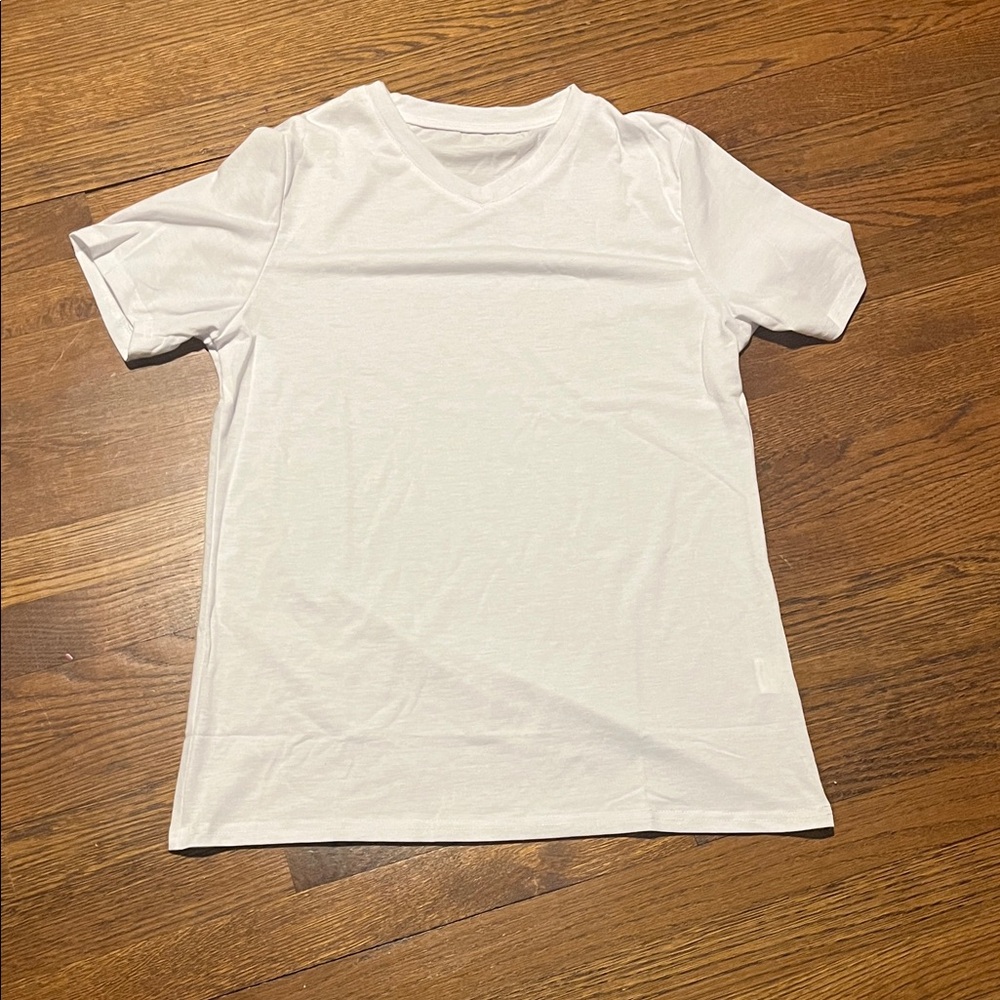 Amazon Basics White V-Neck T-Shirt- NWT